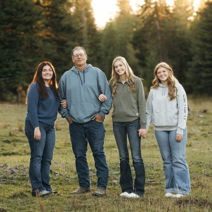 Beck2025- Gracie, Jason, Kylee and Halle